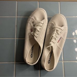 Superga sneakers!!